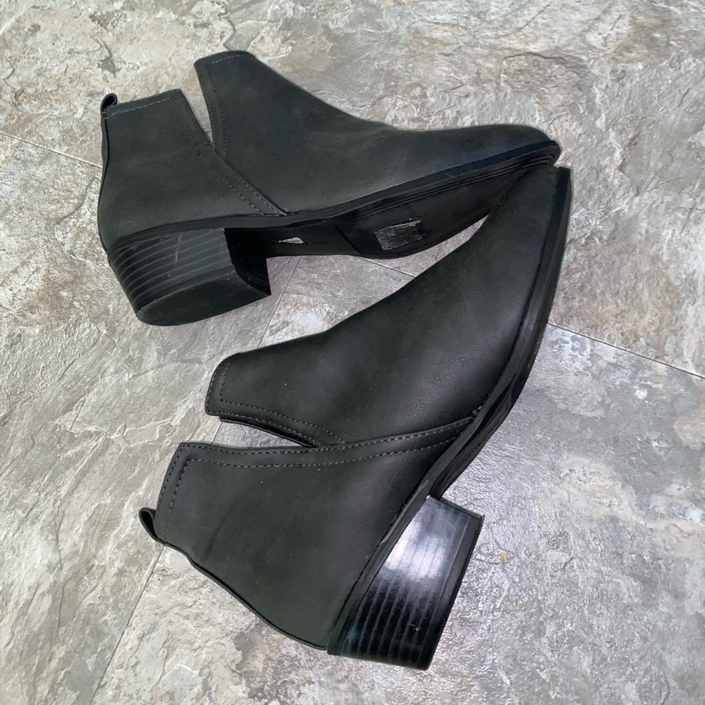 SOLD!! Express booties